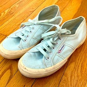 Supergas- Light Blue